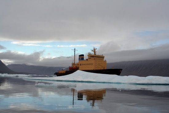 icebreaker_kapitan_khlebnikov_in_arctic