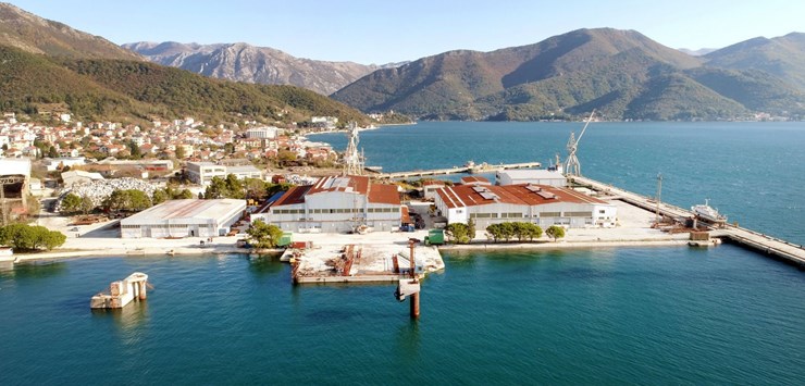 redevelop the former naval repair yard and turn it into the ultimate superyacht refit and repair facility.