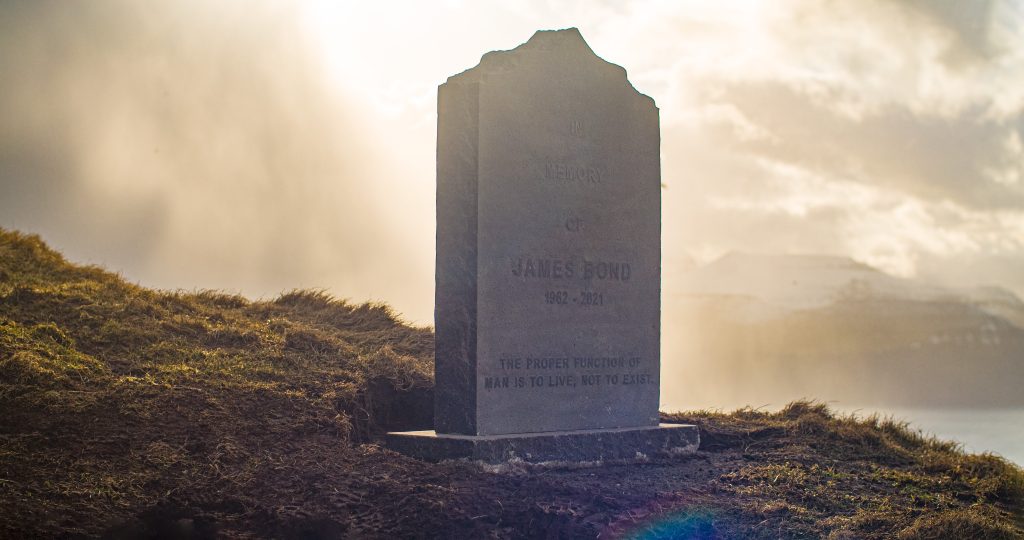 The Faroe islanders’ bade a cliff-top farewell to 007