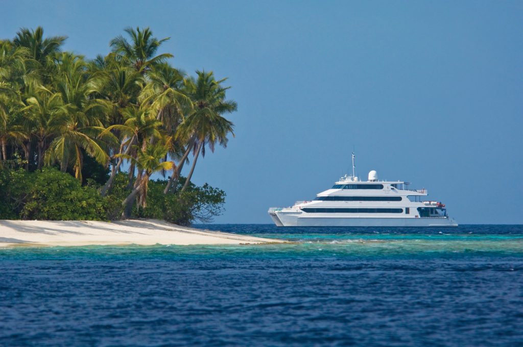 Four Seasons are no strangers to Superyachts and for many years have very successfully run their dive themed yacht Four Seasons Explorer in the Maldive Islands