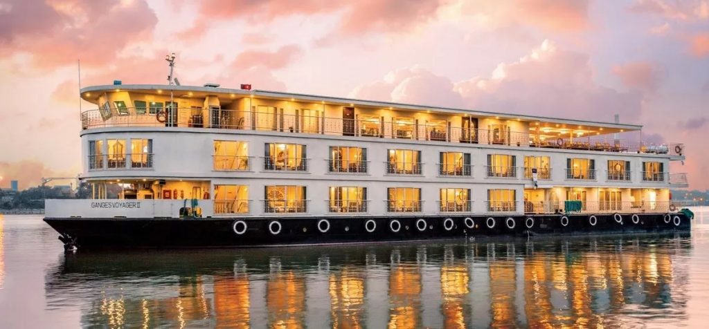 Step back in time and cruise the Ganges on board Ganges Voyager II in old-fashioned luxury that rivals the fine hotels of India.